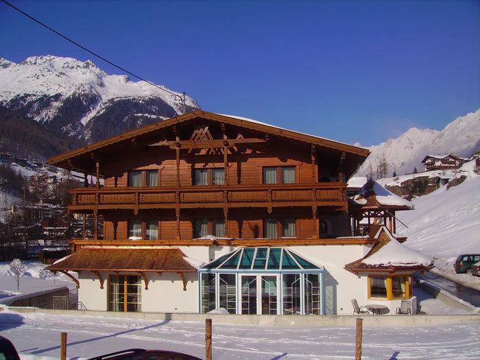Haus Karin Hotel Сьолден Екстериор снимка